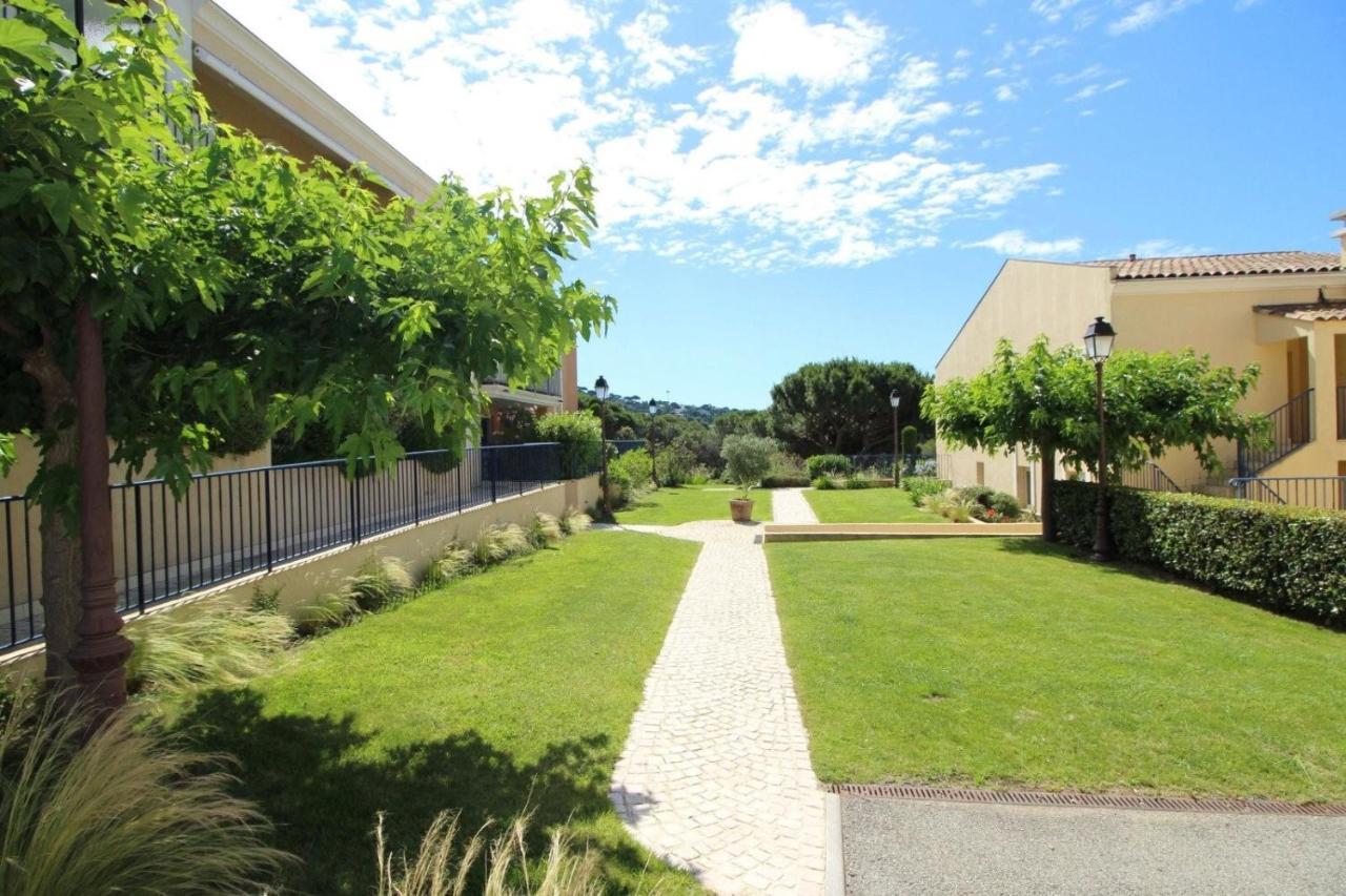 Sainte-Maxime - 3 Bedroom Apartment, Air Conditioned, Outdoor Terrace, Swimming Pool المظهر الخارجي الصورة