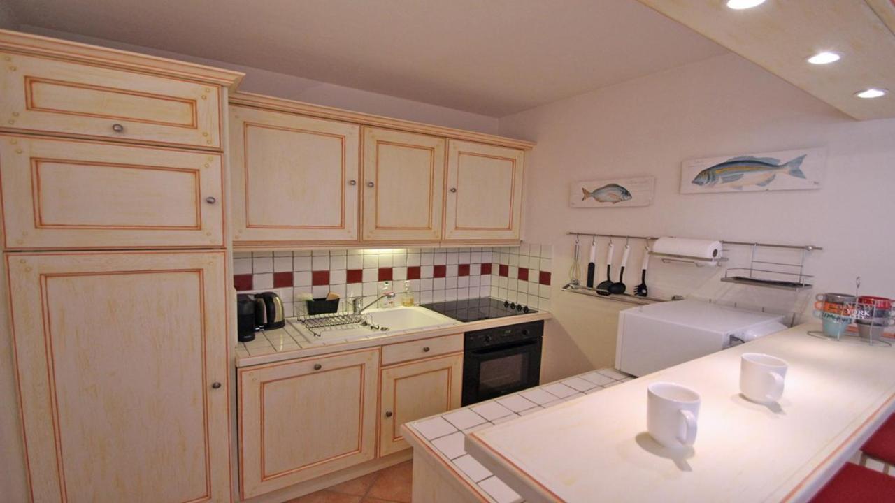 Sainte-Maxime - 3 Bedroom Apartment, Air Conditioned, Outdoor Terrace, Swimming Pool المظهر الخارجي الصورة